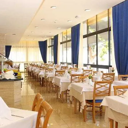 Aparthotel Inturotel Cala Azul